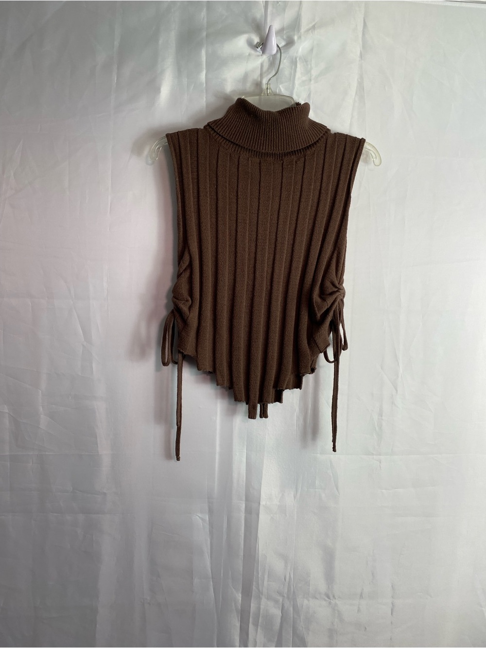 SHEIN Brown Ribbed Sleeveless Turtleneck Vest with Side Ties